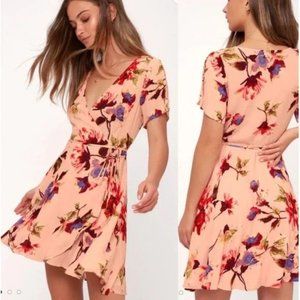 Lulu's dress Small floral print split flutter sleeve v-neck tie wrap mini flirty